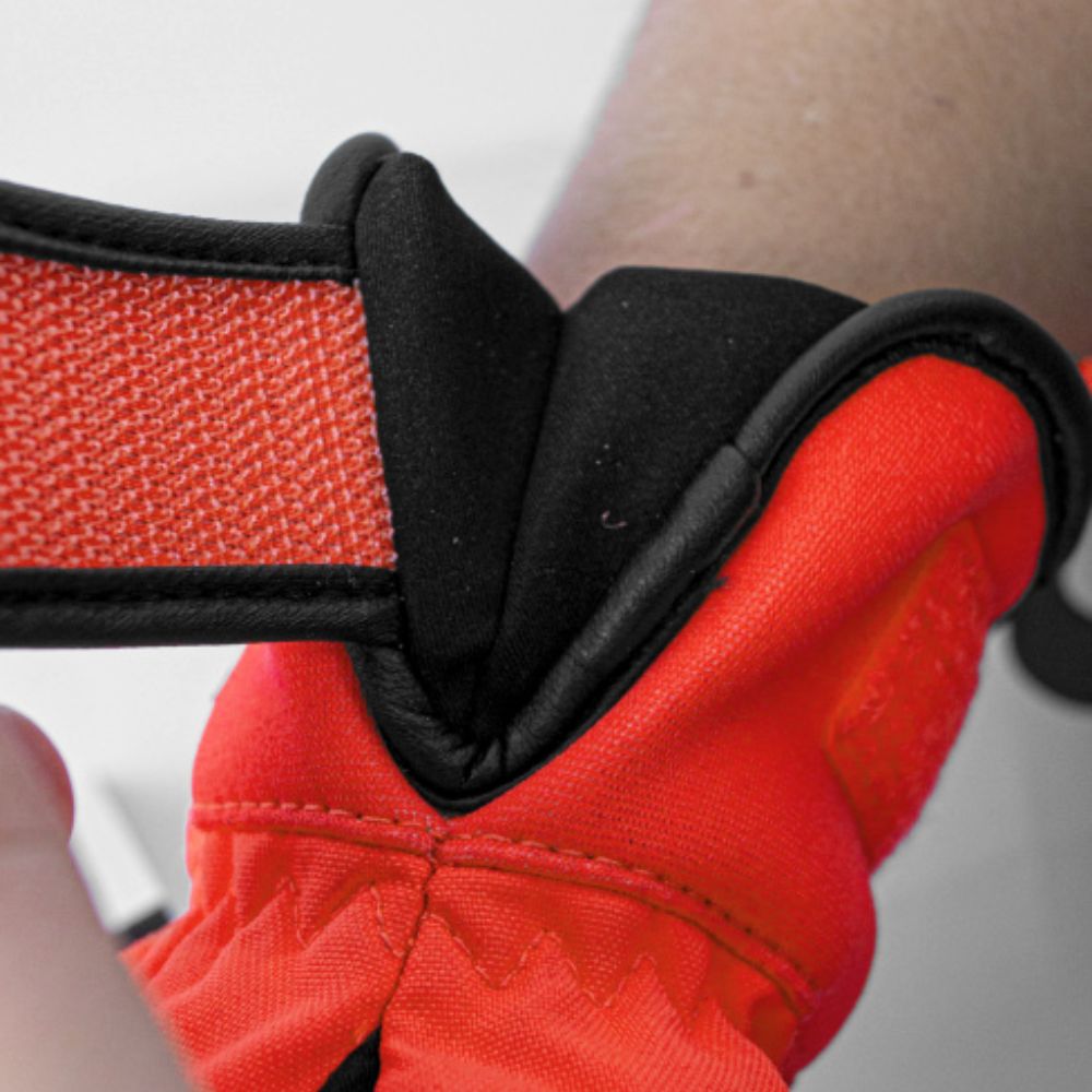 REUSCH WC WARRIOR R-TEX® XT JR GLOVE