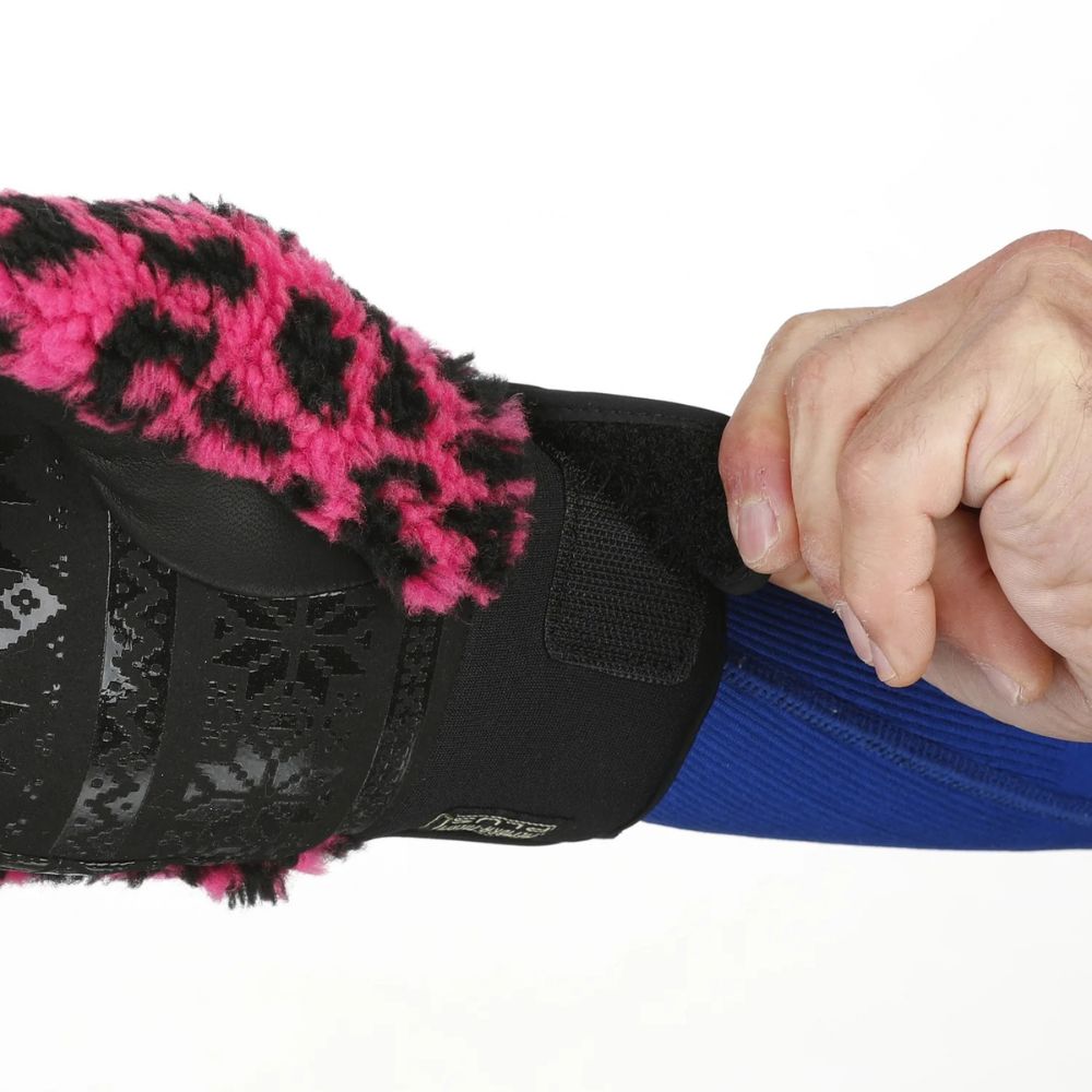 LEVEL SIBERIAN MITTEN